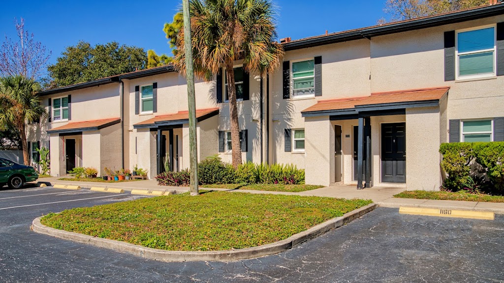 Clearwater Apartments | 1000 N Keene Rd, Clearwater, FL 33755, USA | Phone: (727) 446-2244