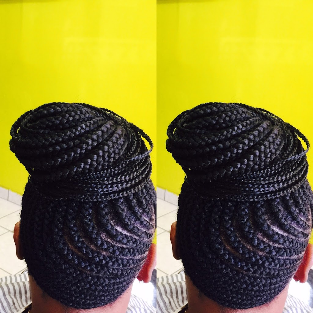 Latou hair braiding | 152 W 95th St, Chicago, IL 60628, USA | Phone: (773) 568-8150