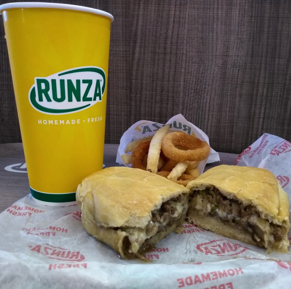 Runza Restaurant | 4320 S 33rd St, Lincoln, NE 68516, USA | Phone: (402) 488-6701