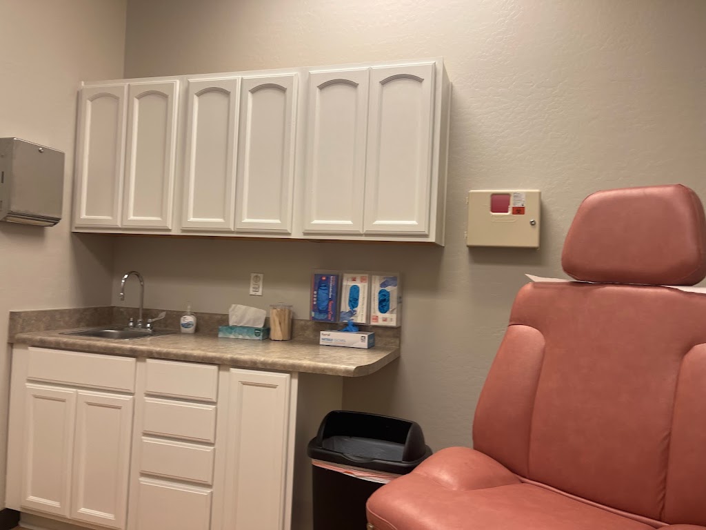 Gateway Urgent Care | 920 E Williams Field Rd Ste 101, Gilbert, AZ 85295, USA | Phone: (480) 499-0201