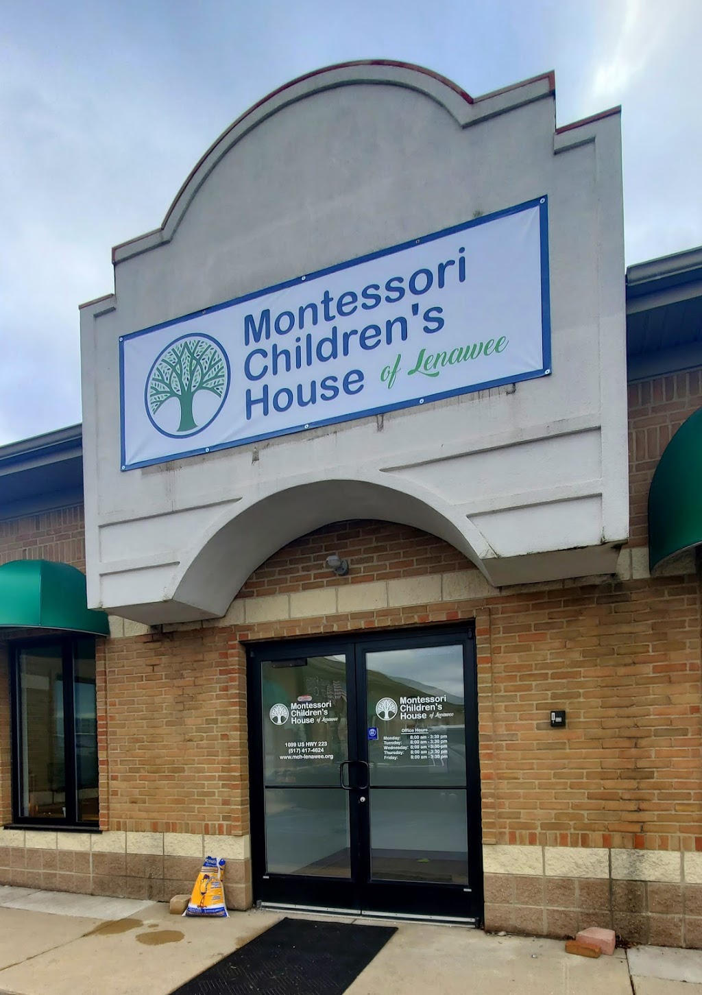 Montessori Childrens House of Lenawee | 1099 US-223, Adrian, MI 49221, USA | Phone: (517) 417-4624