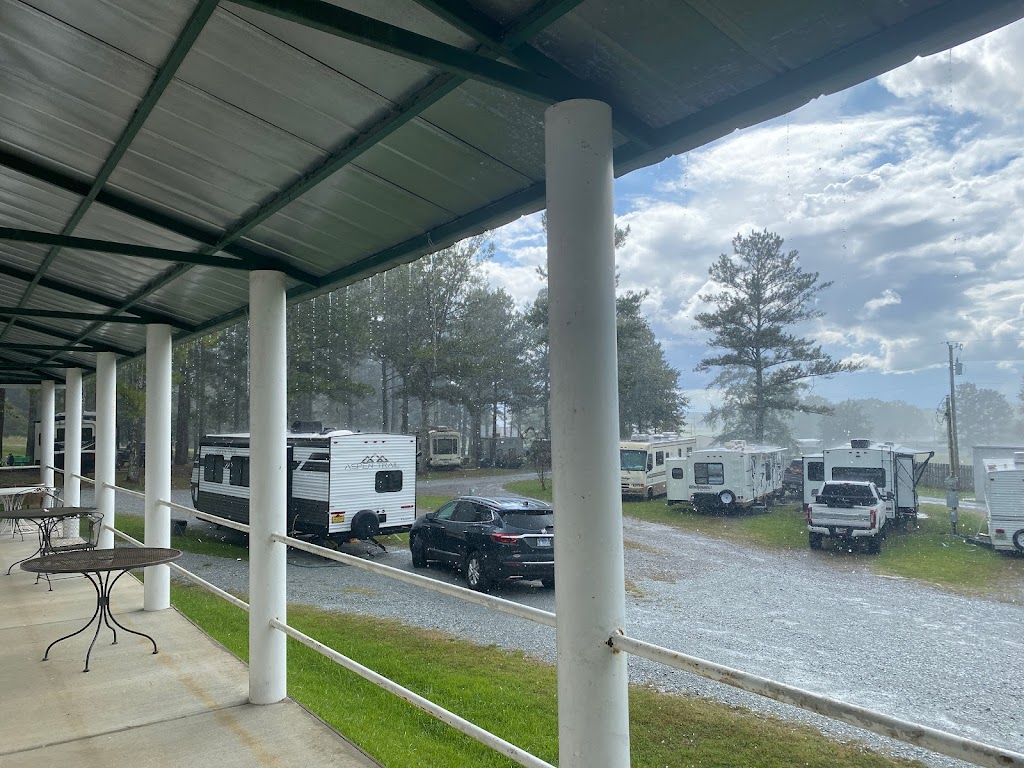 Country View RV Park | 15959 AL-91, Hanceville, AL 35077, USA | Phone: (256) 352-4678