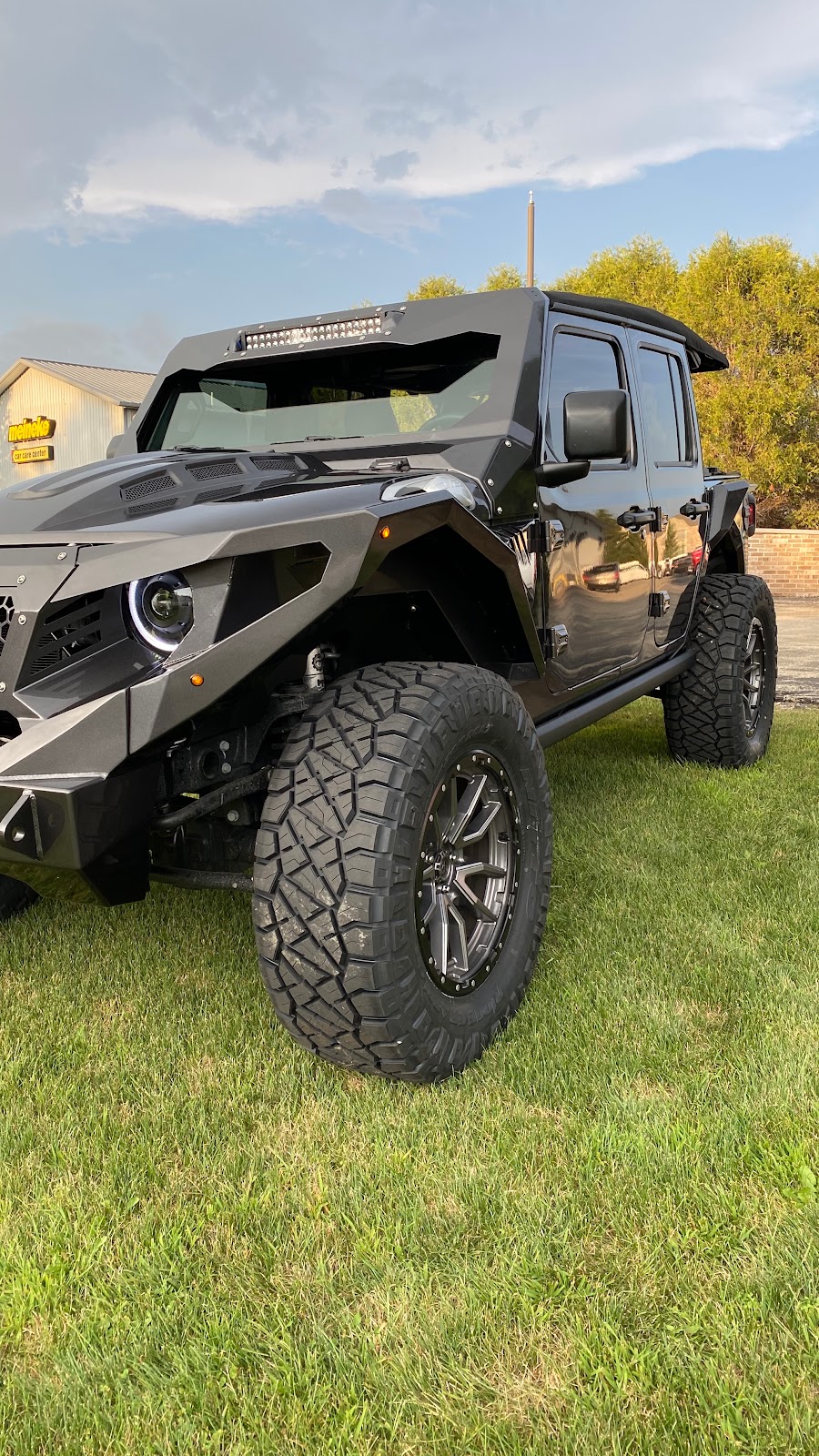 WILLYS PREMIUM OFF-ROAD | 395 Forest Grove Dr Ste B, Pewaukee, WI 53072, USA | Phone: (262) 949-4741