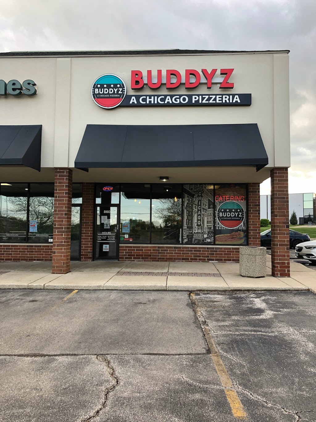 Buddyz Pizzeria | 860 IL-83, Mundelein, IL 60060, USA | Phone: (224) 412-8339