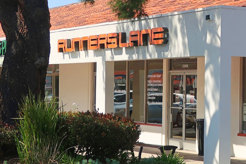 Runners Lane Santa Clarita | 22959 Soledad Canyon Rd, Santa Clarita, CA 91350, USA | Phone: (661) 260-3368