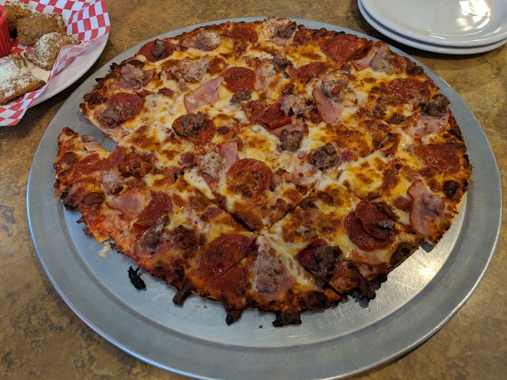 Saucys Pizzeria | 10859 MO-21 Bus, Hillsboro, MO 63050, USA | Phone: (636) 797-8400