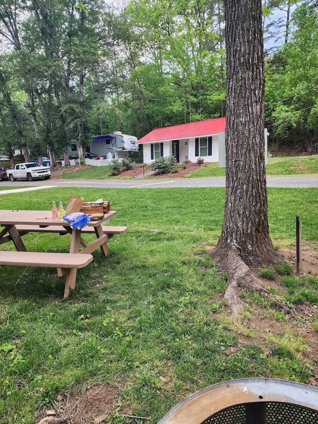 Ararat River Campground | 101 Pioneer Camp Ln, Pinnacle, NC 27043, USA | Phone: (336) 607-4744