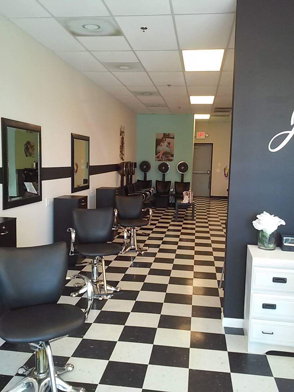 J LANESHE HAIR SALON | 2471 McDonough Rd Suite C, Hampton, GA 30228, USA | Phone: (678) 545-4963