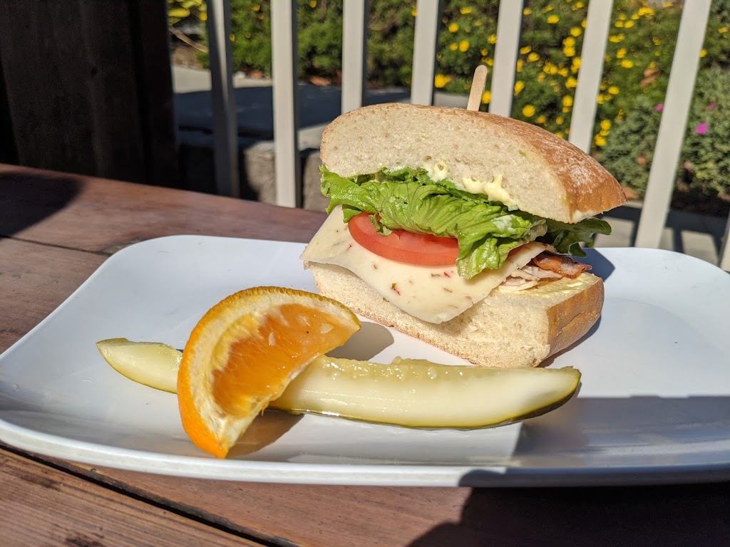 Eriks DeliCafé | 1074 S Green Valley Rd, Watsonville, CA 95076, USA | Phone: (831) 724-7575