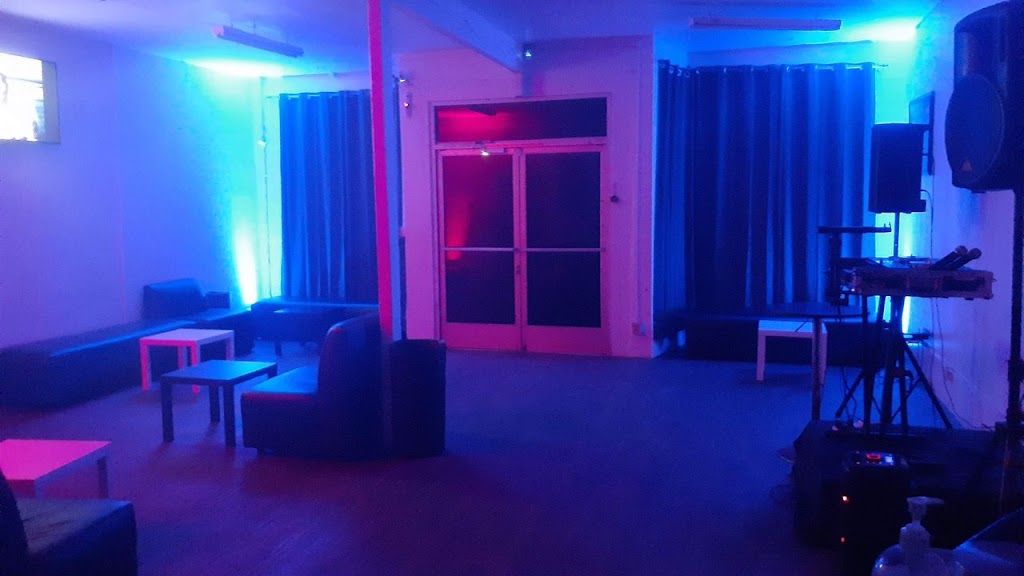 La House of Treeslounge | 6563 S Normandie Ave, Los Angeles, CA 90044, USA | Phone: (323) 915-2862