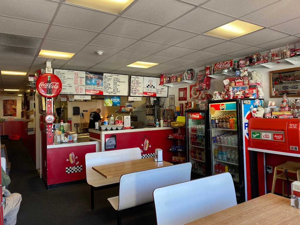 Mr Gs Hot Dog Connection | 400 Bay St, Taunton, MA 02780, USA | Phone: (774) 409-7962