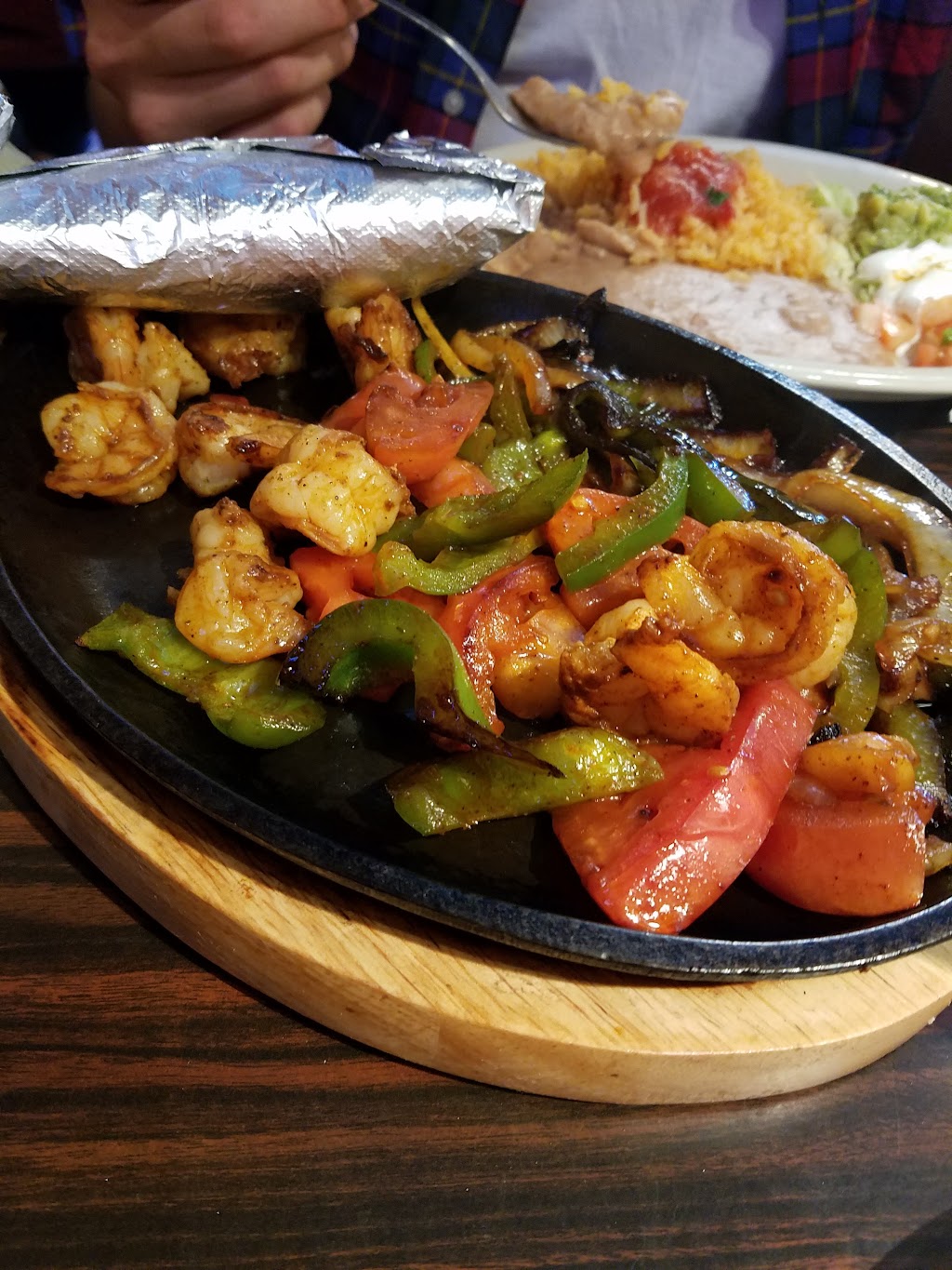 Albertos Mexican Grill | 2529 Calhoun St, Fort Wayne, IN 46807, USA | Phone: (260) 456-5178