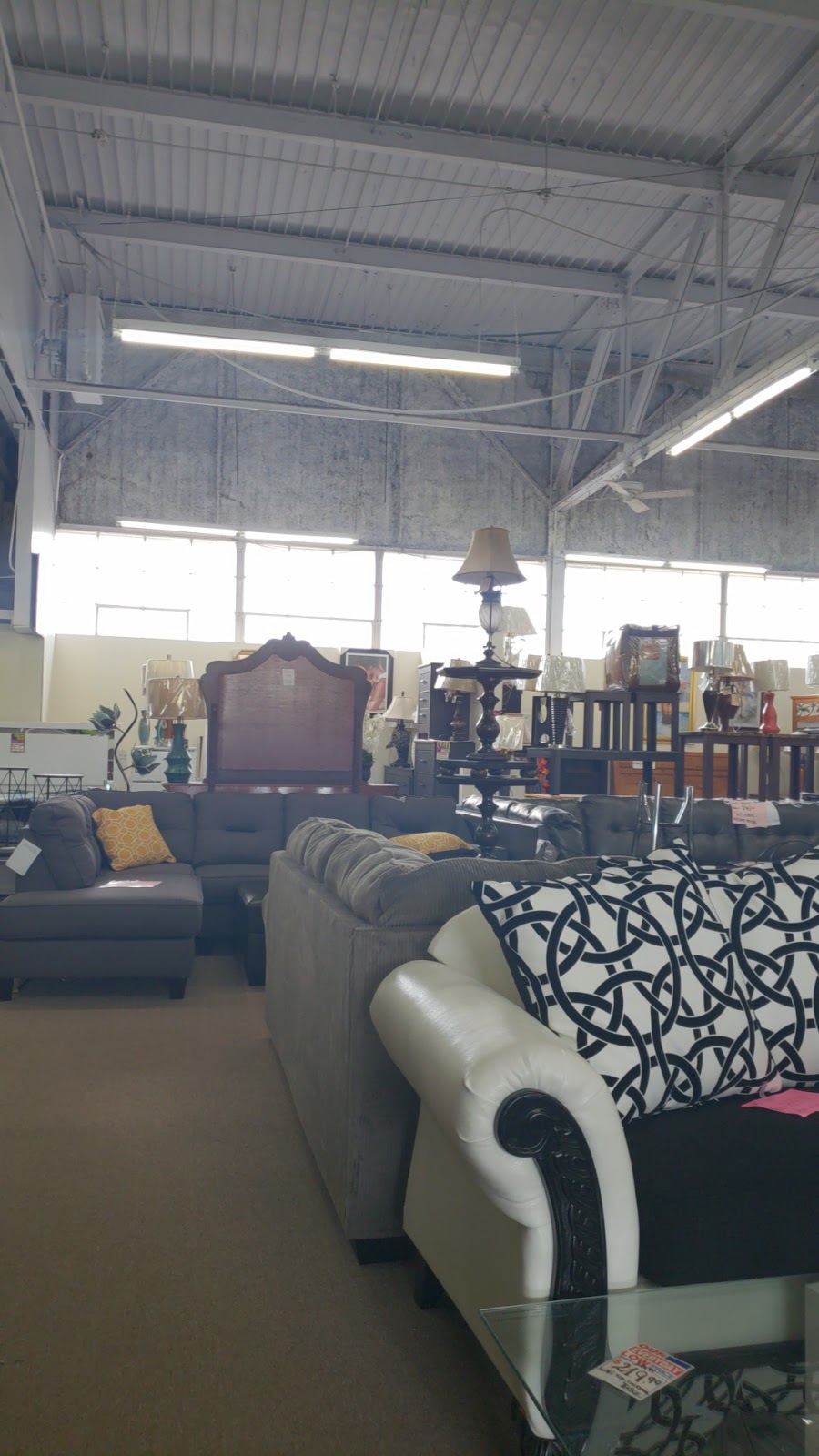 Furniture For Less | 9020 W Florissant Ave, St. Louis, MO 63136, USA | Phone: (314) 868-8199