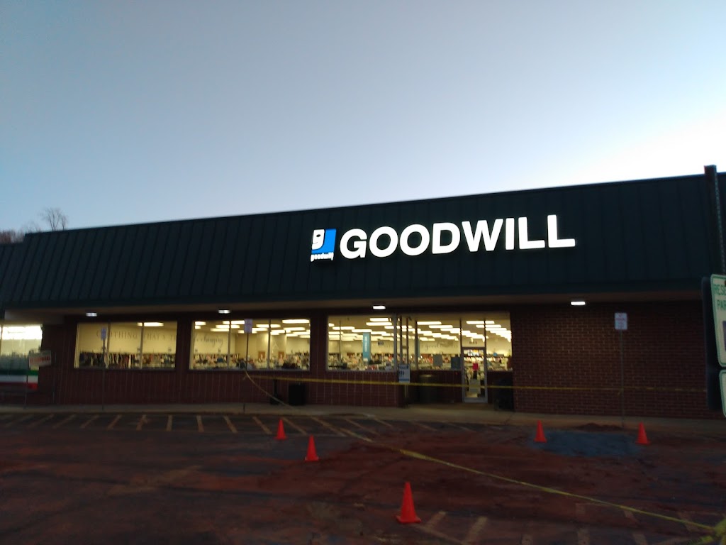 Goodwill Store and Donation Center | 833 Conover Blvd W, Conover, NC 28613, USA | Phone: (828) 464-9396