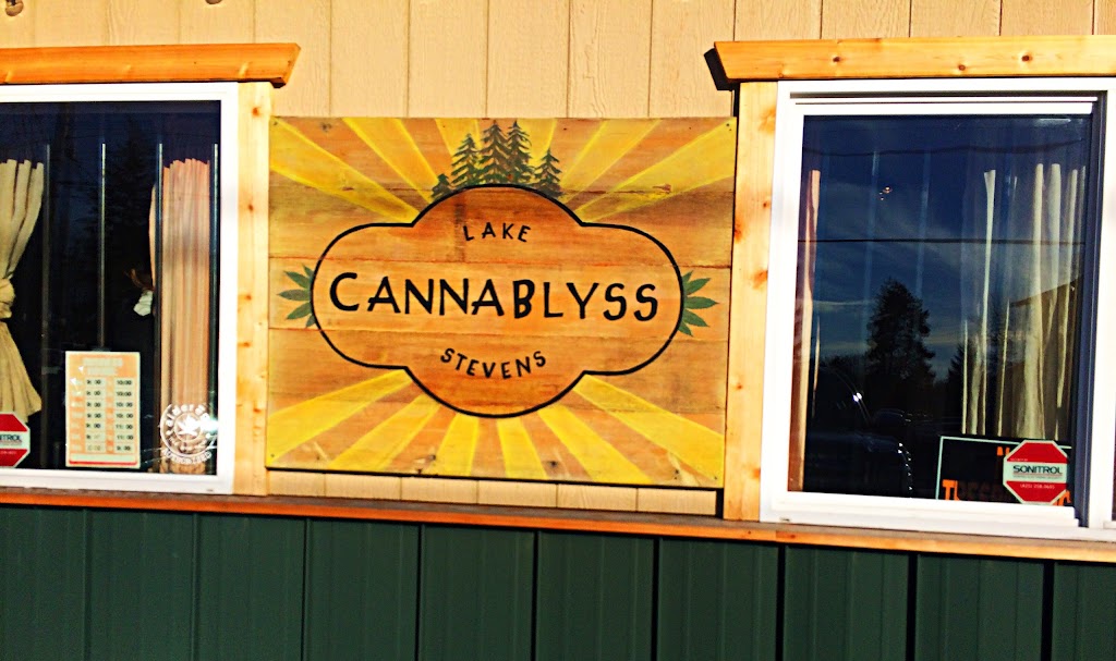 Cannablyss | 2705 Hartford Dr, Lake Stevens, WA 98258, USA | Phone: (425) 374-8106