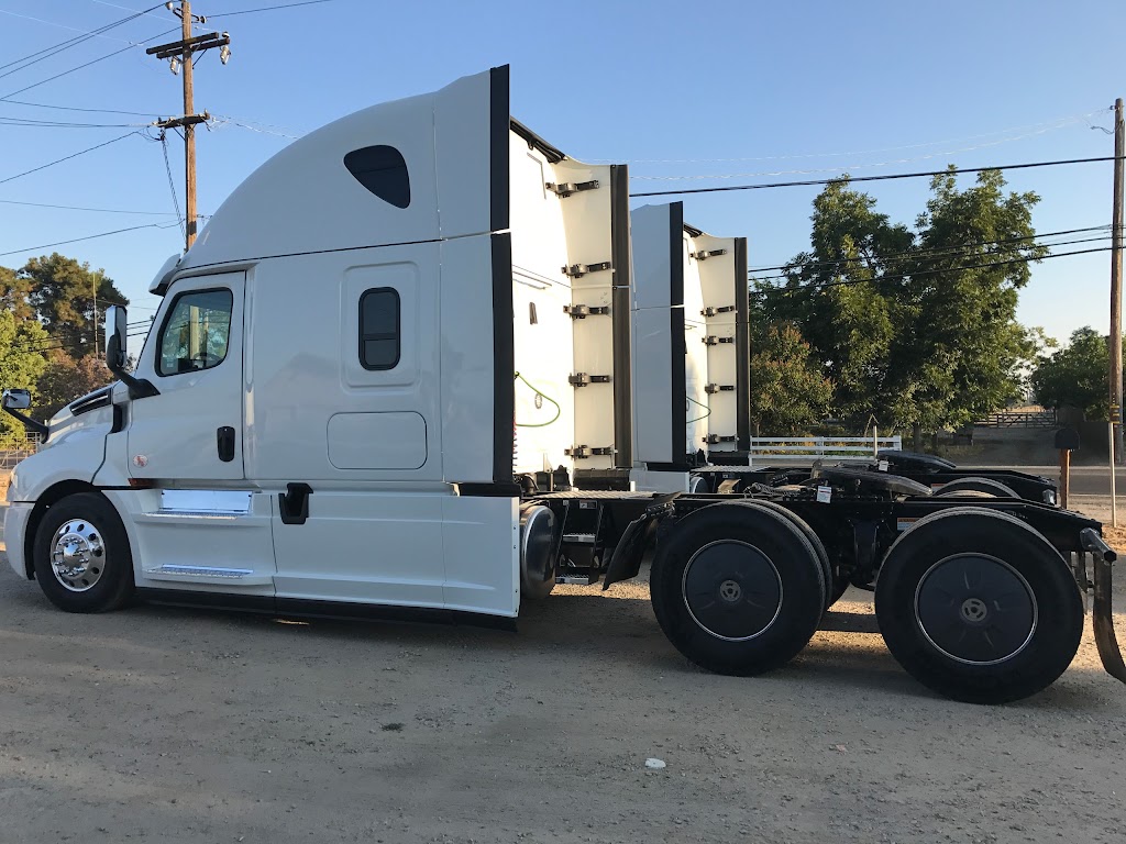 Youngs Transport | 3681 W Belmont Ave, Fresno, CA 93722, USA | Phone: (559) 485-0014