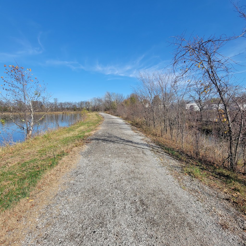 Fountain Lakes Park (North End) | 628-608 Fountain Lakes Blvd, St Charles, MO 63301, USA | Phone: (636) 949-3372