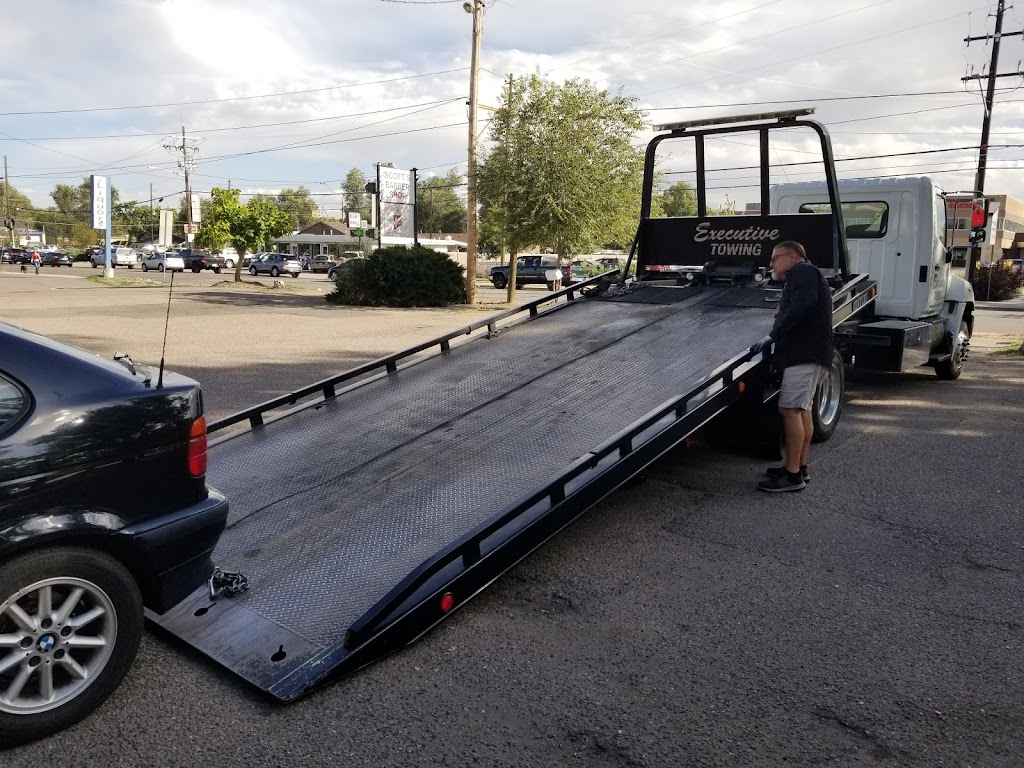 Executive Towing | 5215 Allison St, Arvada, CO 80002, USA | Phone: (303) 425-1500