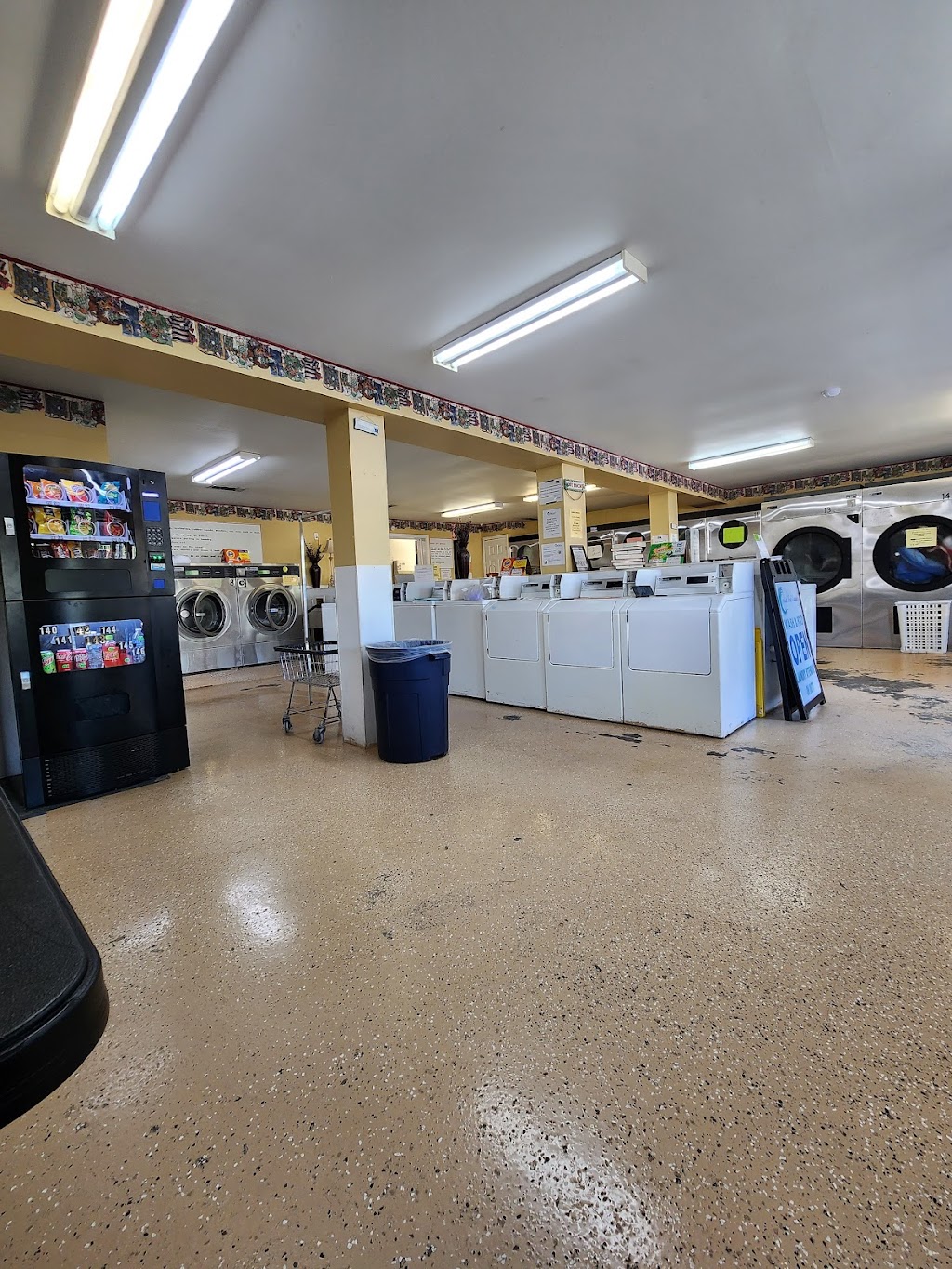 High Tide Laundry | 2006 Waveland Ave # A, Waveland, MS 39576, USA | Phone: (228) 467-3349