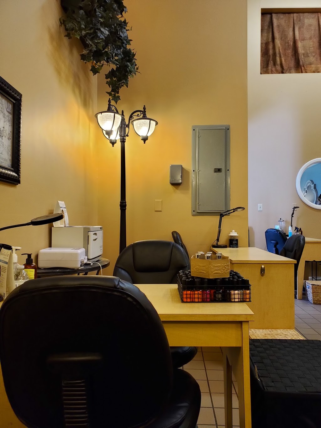 Salon Vivace Treesdale | 620 Warrendale Rd #1, Gibsonia, PA 15044, USA | Phone: (724) 625-7721