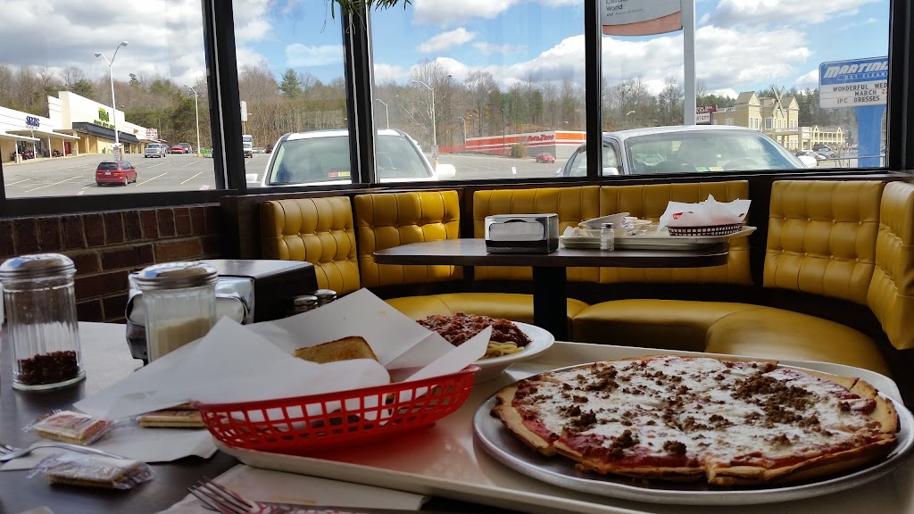 Najjars Pizza Haven Inc | 2425 Virginia Ave, Collinsville, VA 24078, USA | Phone: (276) 647-3363