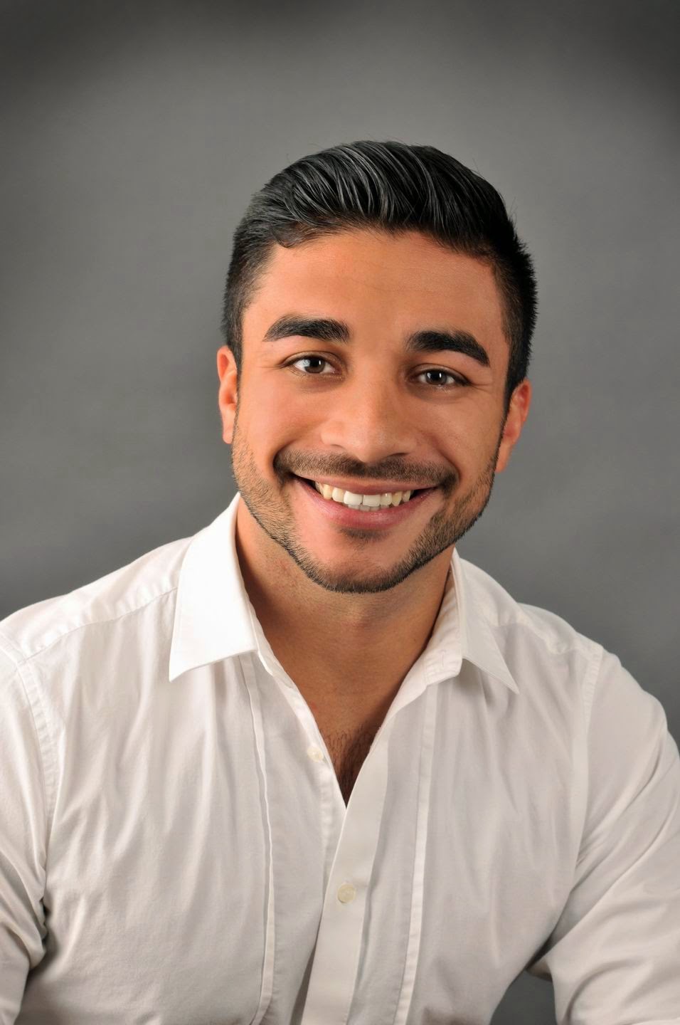 Lagunas Realtor - Brandon Menchaca - Coldwell Banker Realty | 31582 Coast Hwy, Laguna Beach, CA 92651, USA | Phone: (949) 302-2741