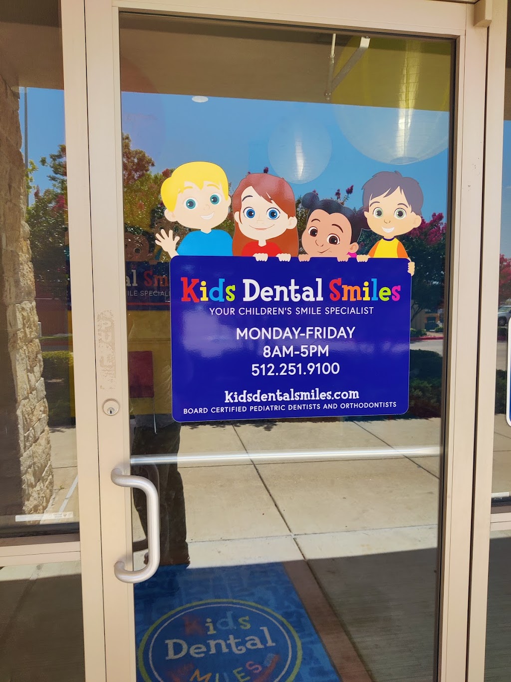 Kids Dental Smiles - Pflugerville | 1512 Town Center Dr #750, Pflugerville, TX 78660, USA | Phone: (512) 251-9100