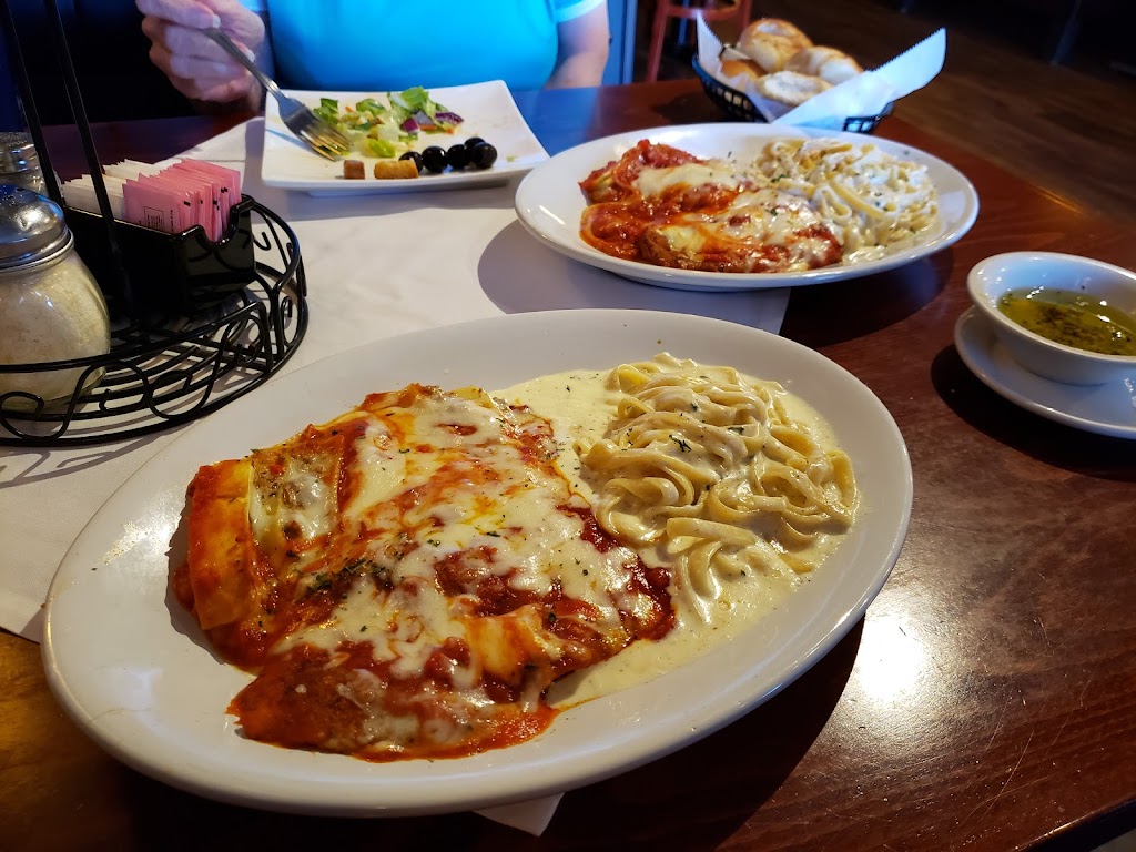 Luigis Italian Restaurant | 104 Wc Rogers Blvd, Skiatook, OK 74070, USA | Phone: (918) 396-7800