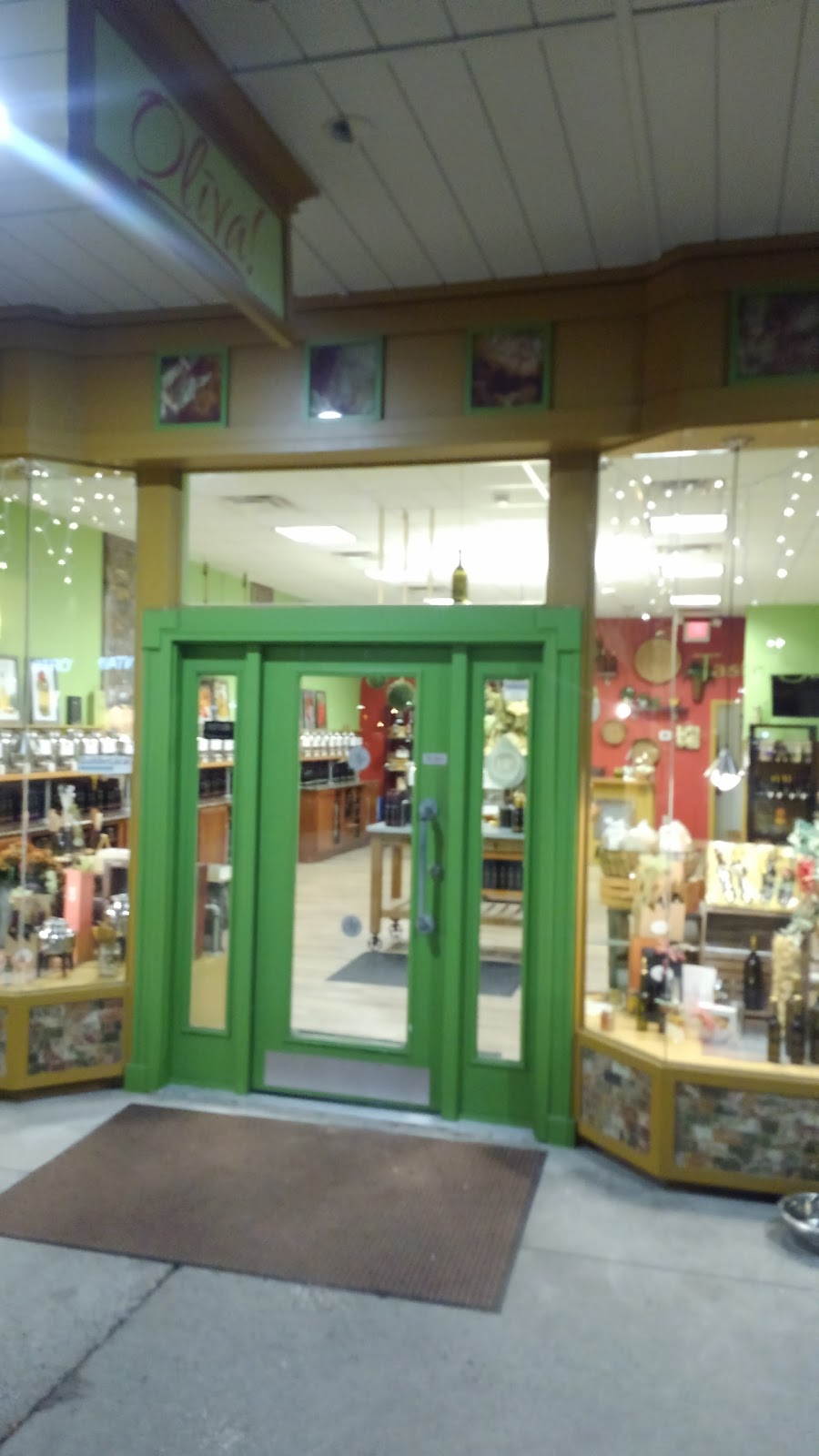 Oliva! Gourmet Olive Oils & Vinegars | 1475 Western Ave, Albany, NY 12203, USA | Phone: (518) 482-3866