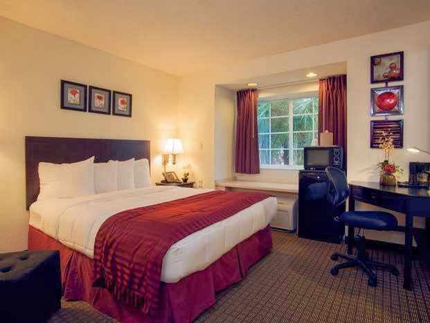 Jacksonville Plaza Hotel & Suites | 14585 Duval Rd, Jacksonville, FL 32218, USA | Phone: (904) 741-1133