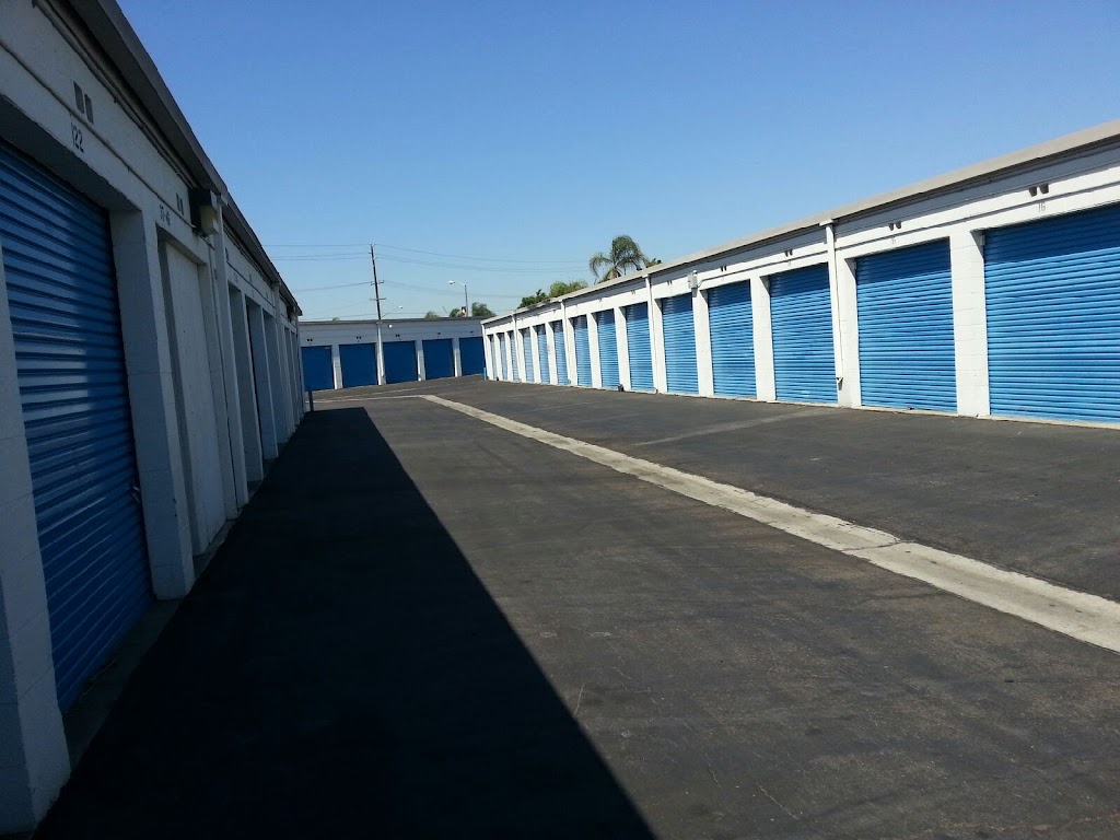 Low Cost Storage Stanton | 10850 Beach Blvd, Stanton, CA 90680, USA | Phone: (714) 826-2431