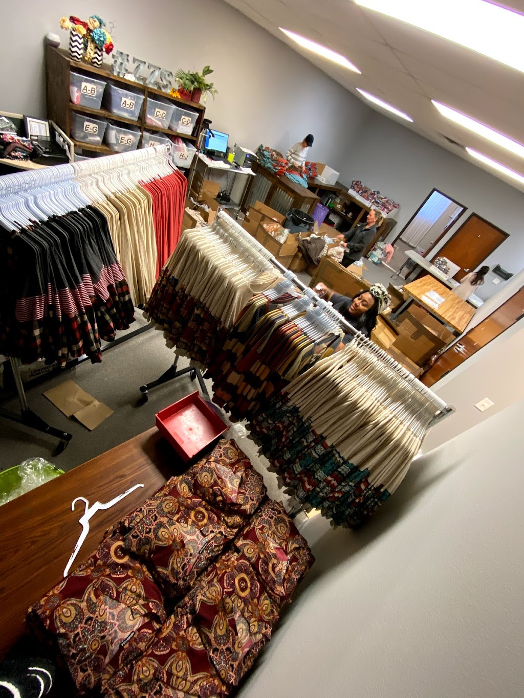 The ZigZag Stripe Warehouse | 7404 Business Pl, Arlington, TX 76001, USA | Phone: (682) 587-4241