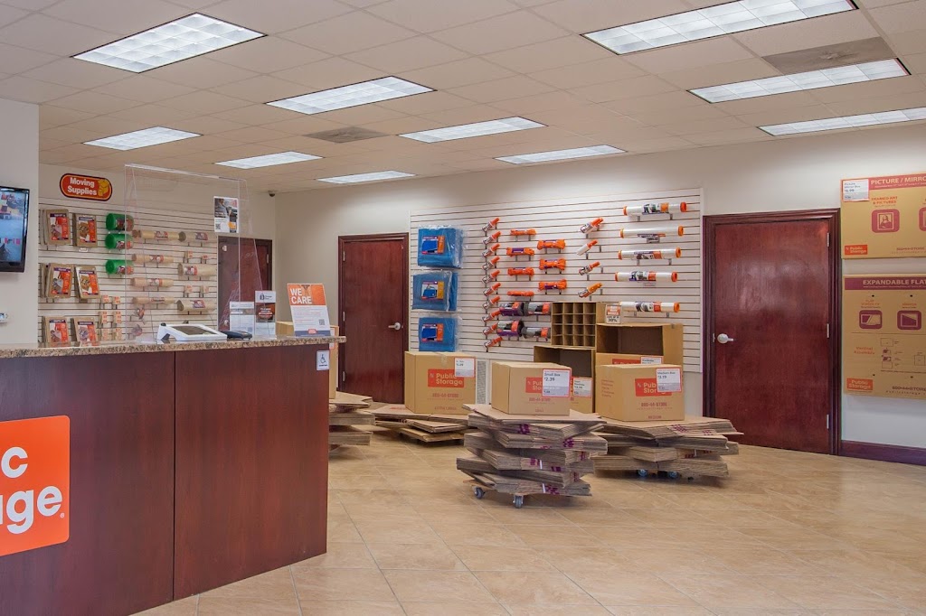 Public Storage | 4121 Commodity Pkwy, Raleigh, NC 27610, USA | Phone: (919) 578-9717