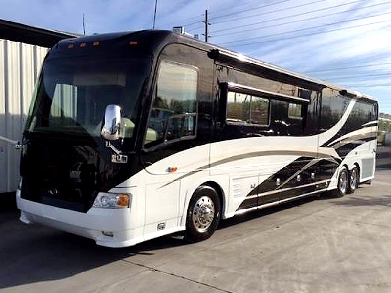 Unlimited Collision & RV | 6030 N Litchfield Rd #2, Glendale, AZ 85340, USA | Phone: (623) 979-7565