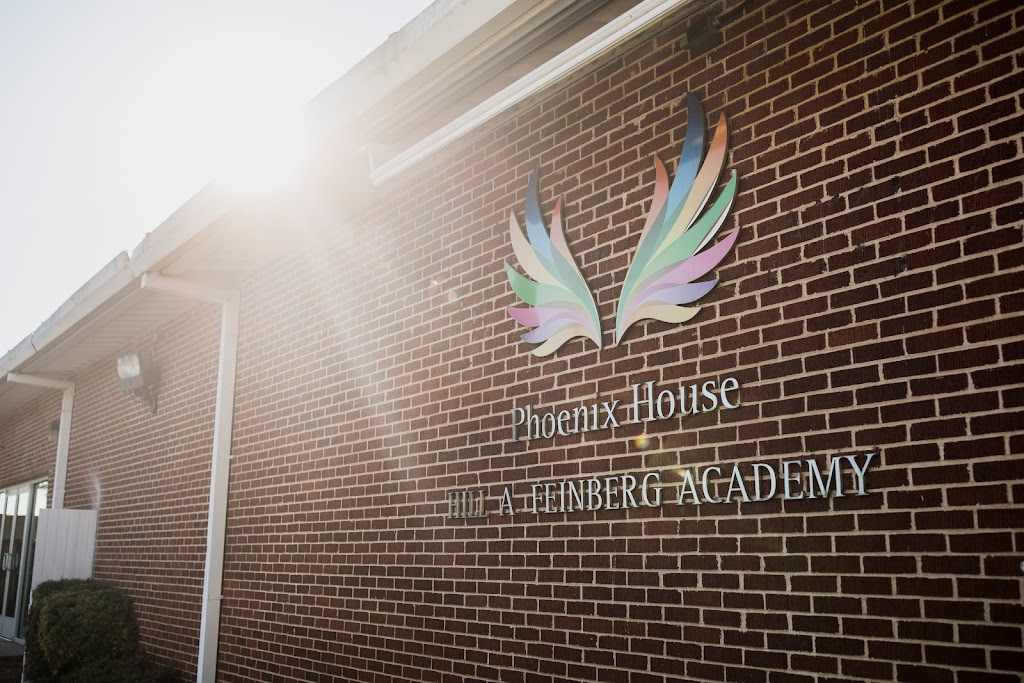 Phoenix House Texas - Hill A. Feinberg Teen Academy and Outpatient | 2345 Reagan St, Dallas, TX 75219 | Phone: (214) 999-1044