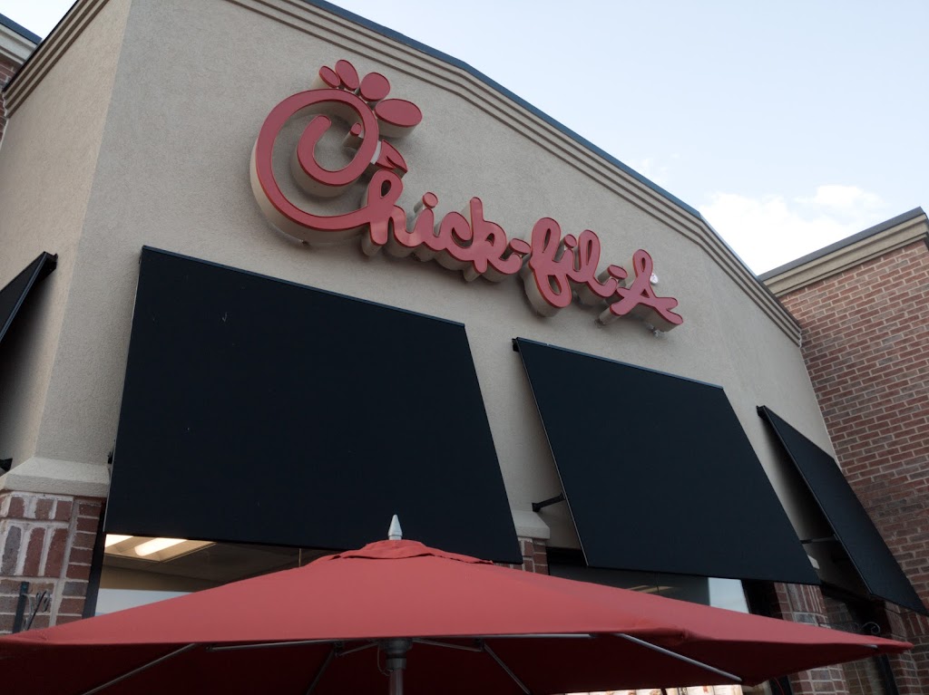 Chick-fil-A | 22015 Dulles Retail Plaza, Sterling, VA 20166, USA | Phone: (571) 325-2669
