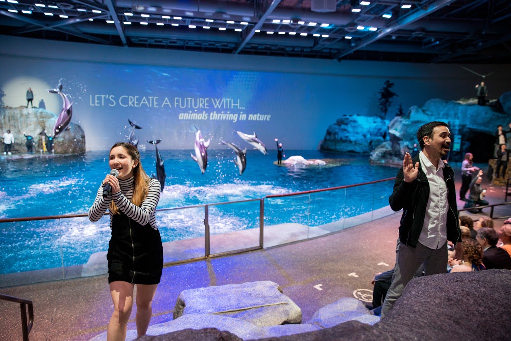 Shedd Aquarium | 1200 S Lake Shore Dr, Chicago, IL 60605, USA | Phone: (312) 939-2438