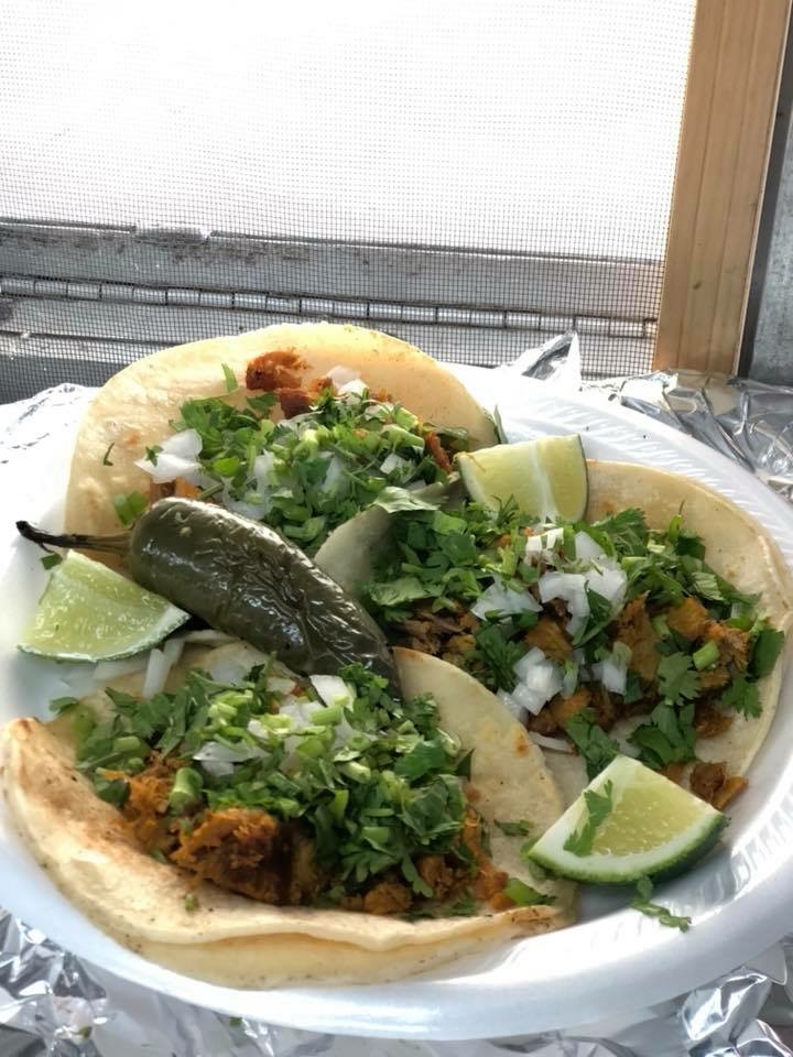 Titos Taqueria Food Truck | 902 E Lamar St, Sherman, TX 75090, USA | Phone: (903) 771-6946