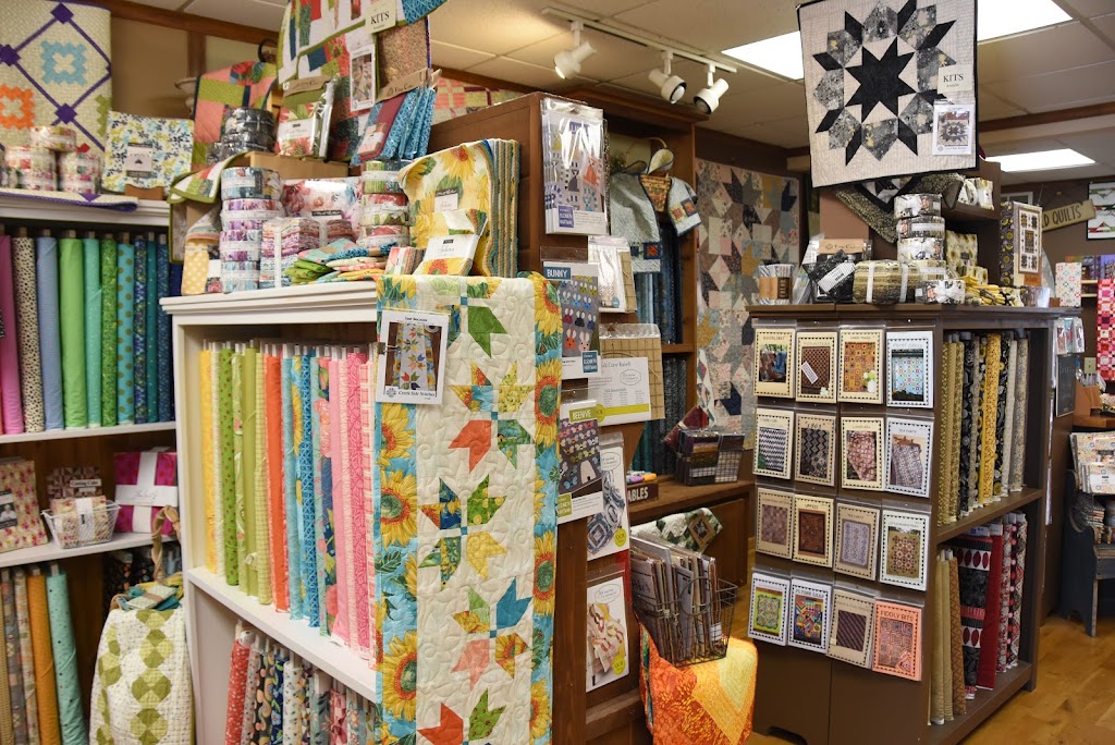 Village Creek Quilts | 123 S Main St, Lodi, WI 53555, USA | Phone: (608) 592-5793