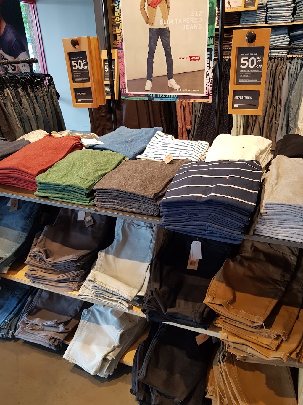 Levi’s Outlet Store | 1000 Tanger Dr Space 509, Locust Grove, GA 30248, USA | Phone: (770) 898-0667