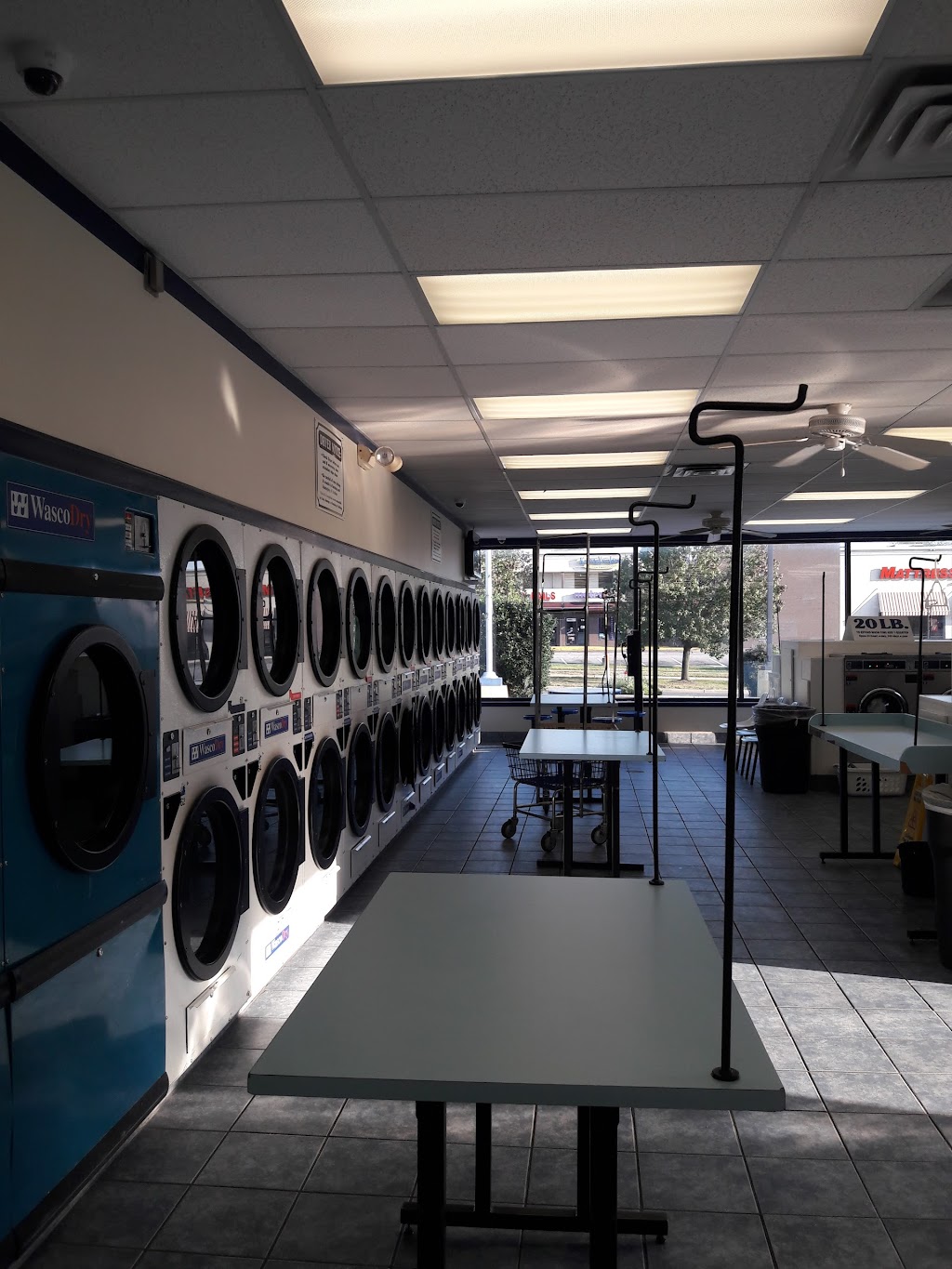 Sudsville Laundry | 6667 Security Blvd, Woodlawn, MD 21207, USA | Phone: (410) 265-0076