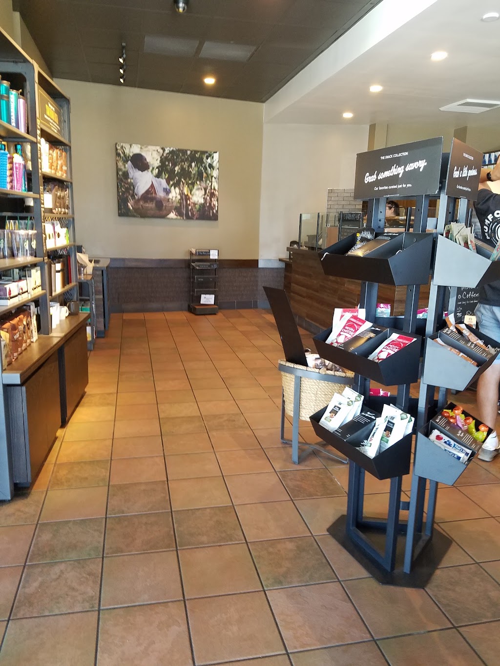 Starbucks | 453 Joseph Gallo Ct, Livingston, CA 95334, USA | Phone: (209) 394-9116