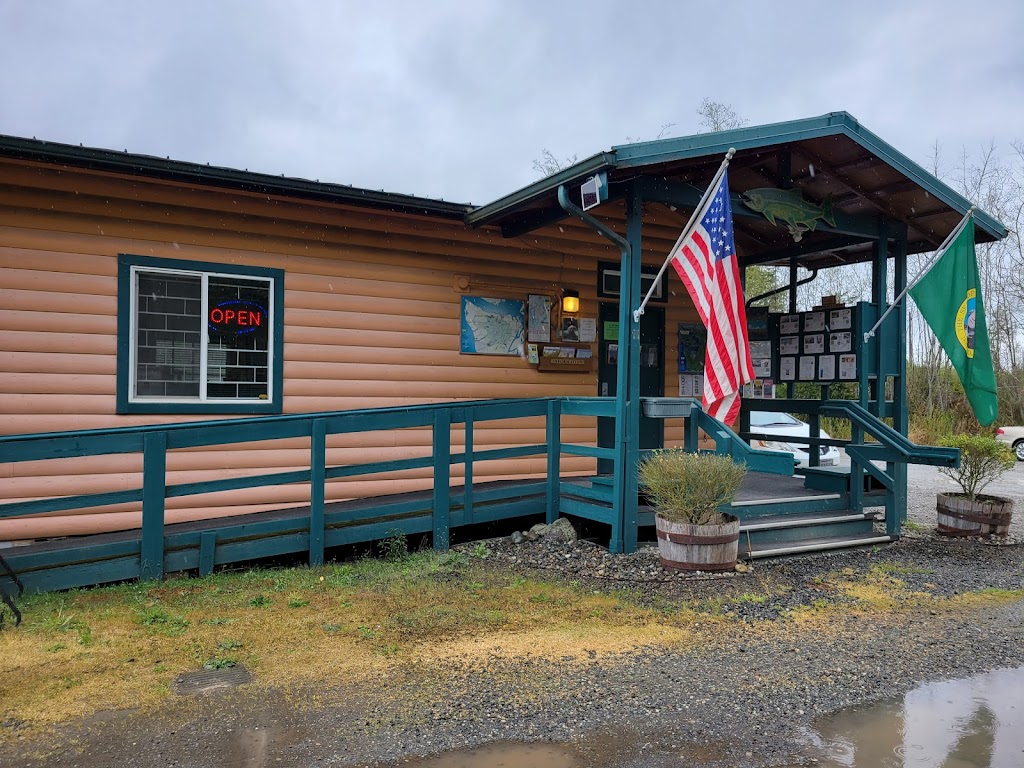 Olympic Peninsula Gateway Visitors Center | 93 Beaver Valley Rd, Port Ludlow, WA 98365, USA | Phone: (360) 437-0120