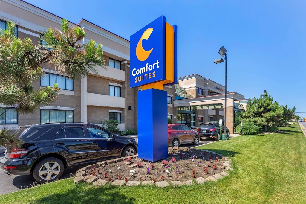 Comfort Suites Oakbrook Terrace near Oakbrook Center | 17W445 Roosevelt Rd, Oakbrook Terrace, IL 60181, USA | Phone: (630) 916-1000