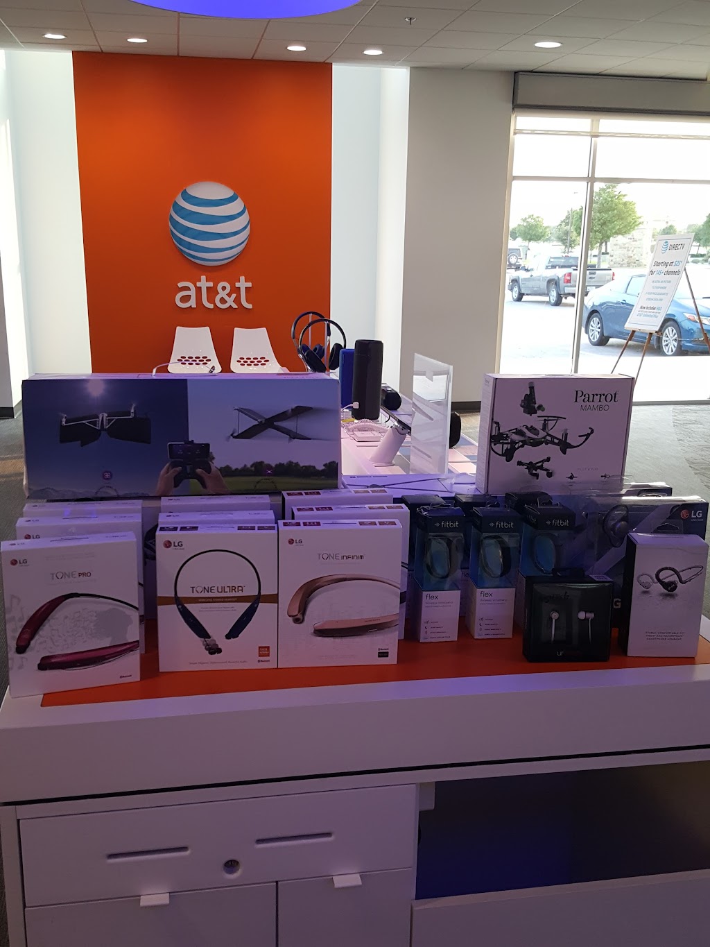 AT&T Store | 651 Barnes Dr Bldg 2, Ste 206, San Marcos, TX 78666, USA | Phone: (512) 392-5229