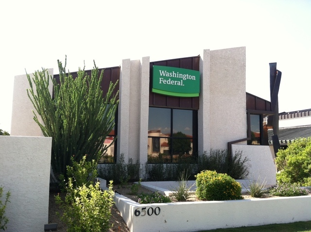 WaFd Bank | 6720 N Scottsdale Rd STE 111, Scottsdale, AZ 85253, USA | Phone: (480) 374-6800