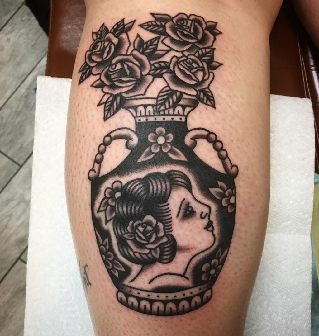 Bz Ink Tattoo and Piercing Shop | 6453 Rochester Rd, Troy, MI 48085, USA | Phone: (248) 828-2465