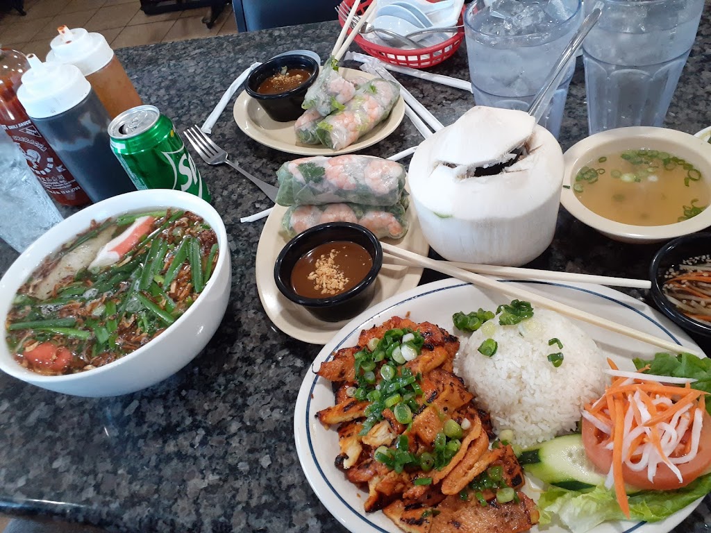 Pho 43 | 2844 N 43rd Ave, Phoenix, AZ 85009, USA | Phone: (602) 269-3383