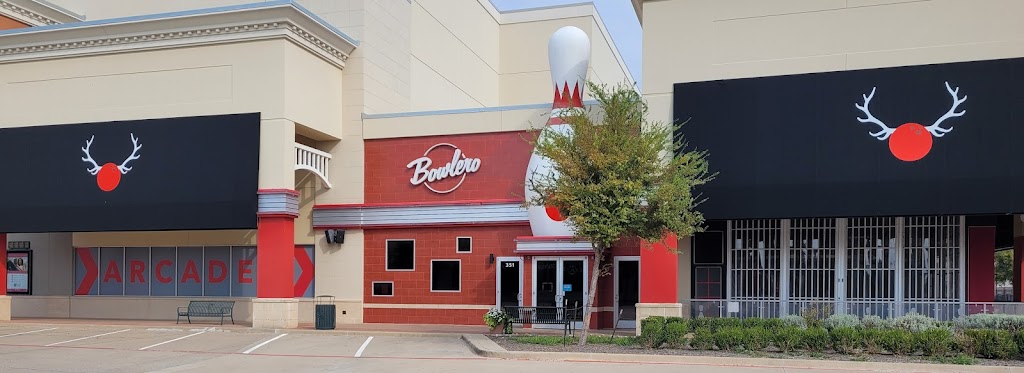 Bowlero Fairview | 351 Town Pl, Fairview, TX 75069, USA | Phone: (972) 457-9500