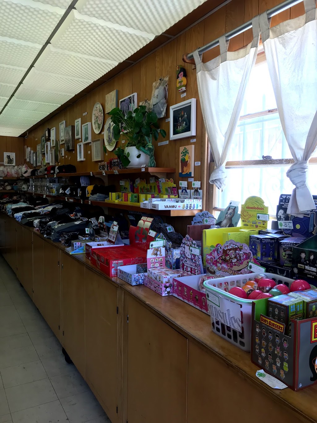 Giant Robot Store | 2015 Sawtelle Blvd, Los Angeles, CA 90025, USA | Phone: (310) 478-1819